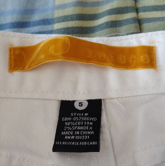 White Distressed Refuge Jeans - Picture 5 of 5